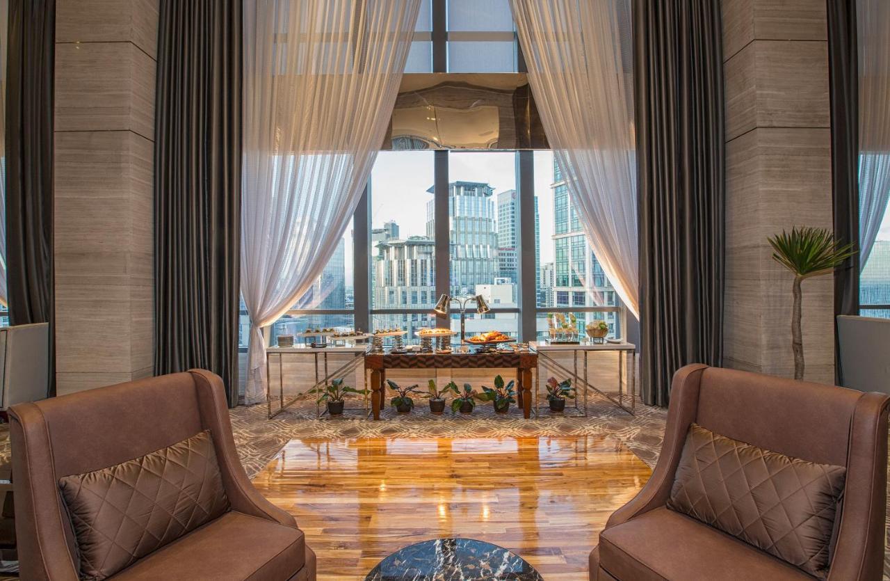 Makati Diamond Residences 5*
