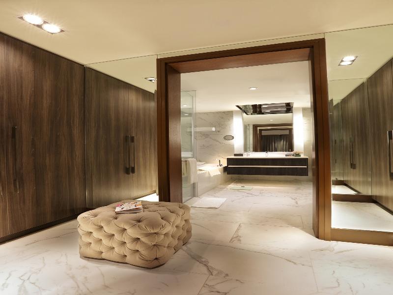 Aparthotel Makati Diamond Residences Makati City