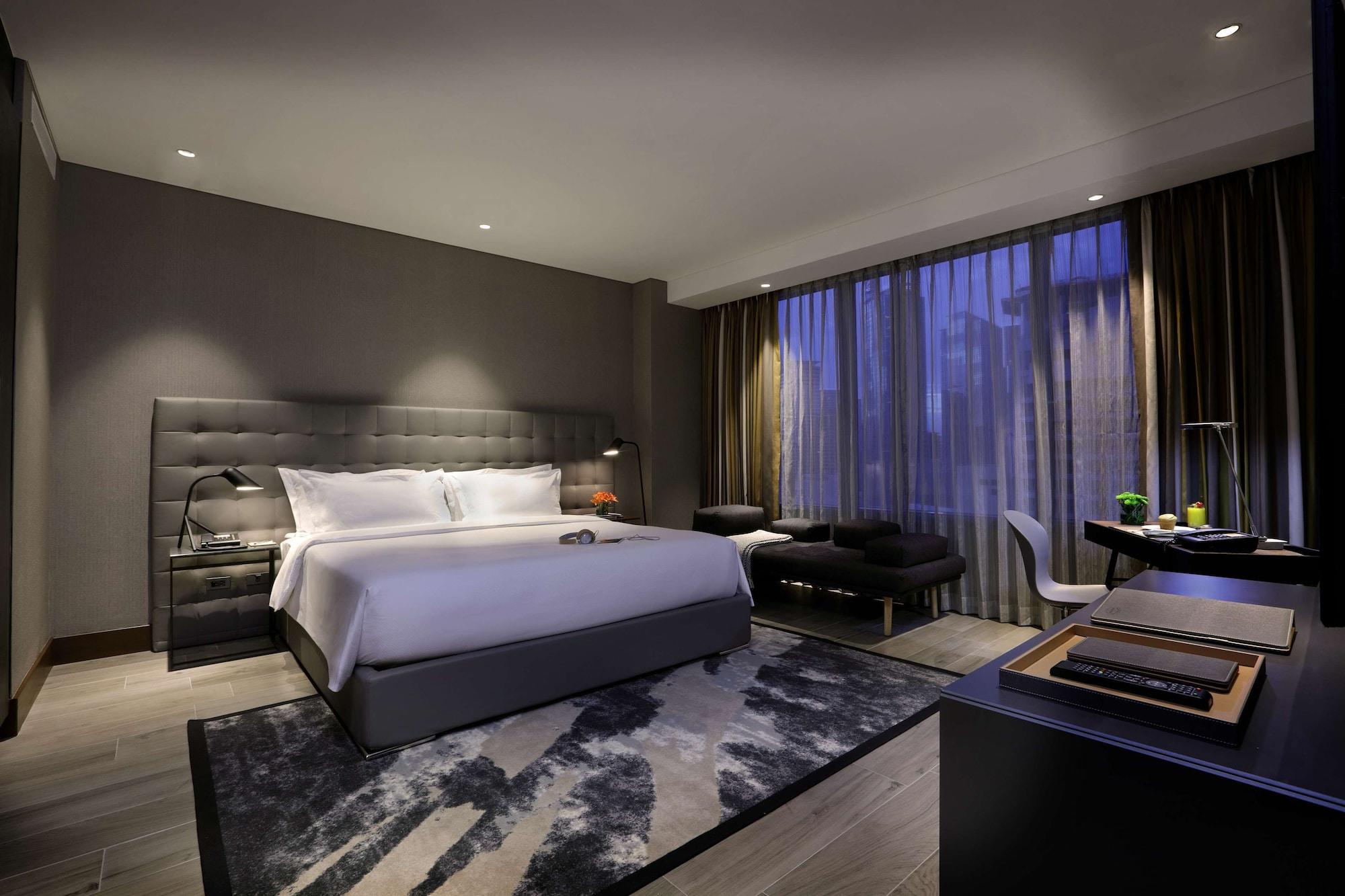 Makati Diamond Residences 5* Makati City
