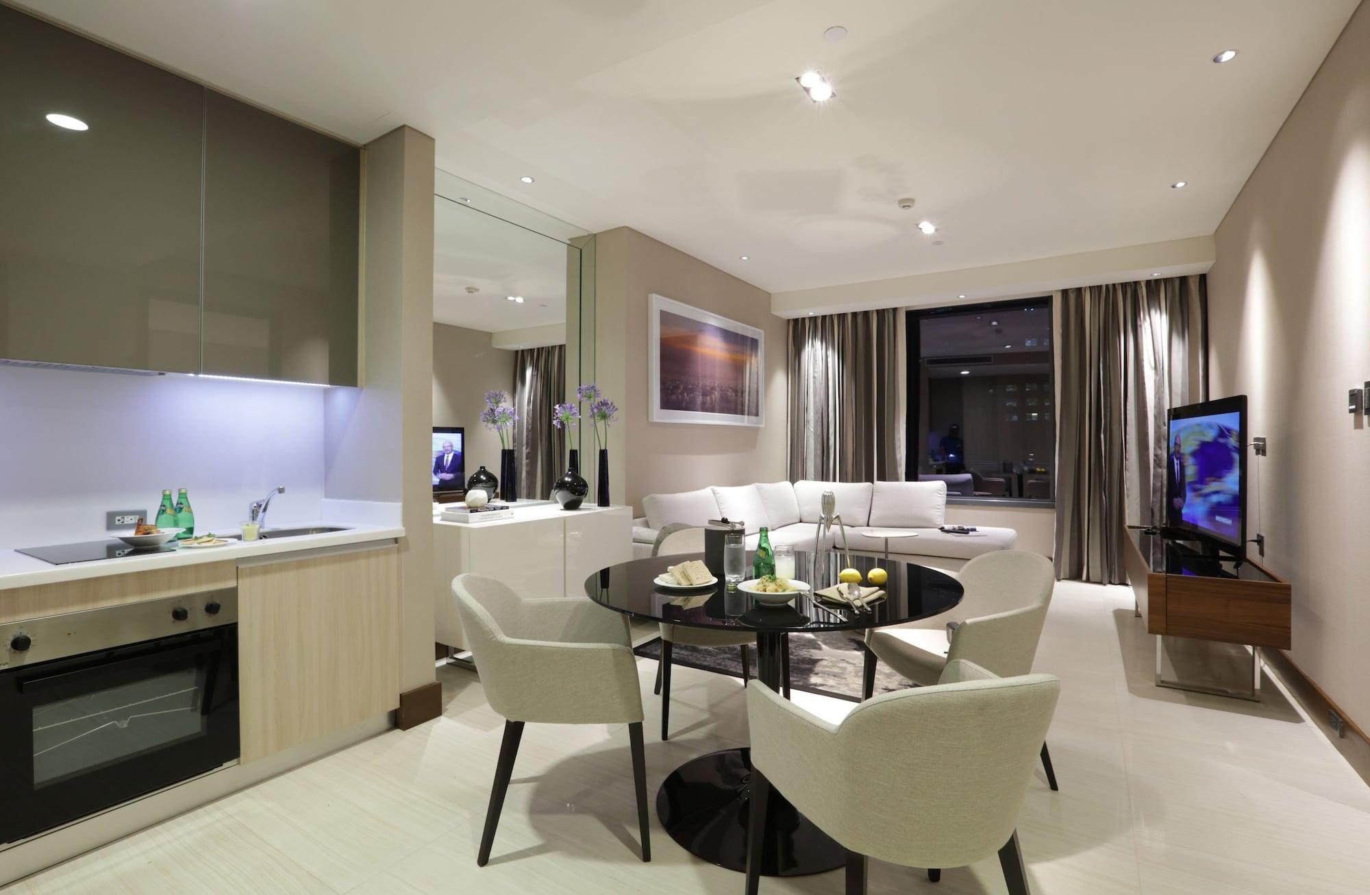 Makati Diamond Residences 5*